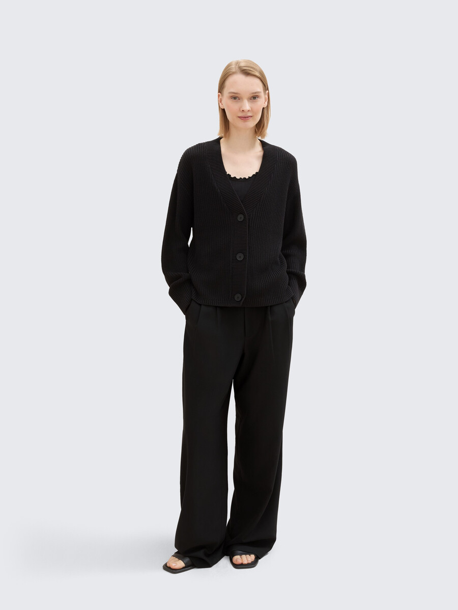 strickjacke mit v-ausschnitt