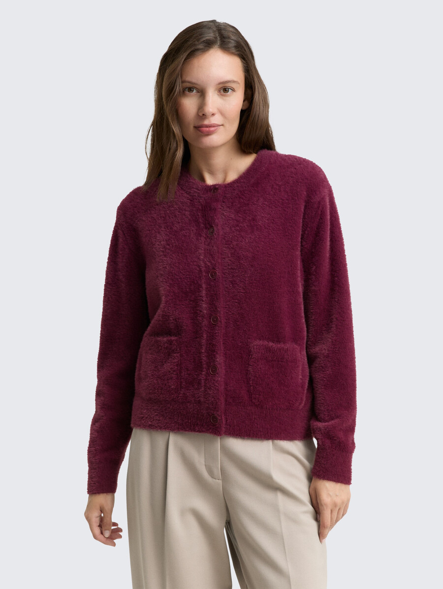 strickjacke aus federgarn mit knopfleiste