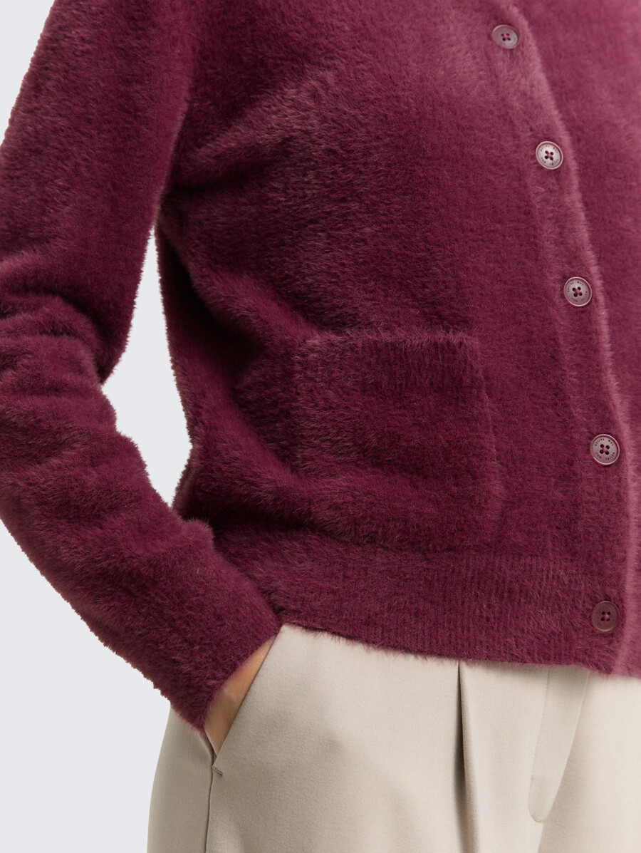 strickjacke aus federgarn mit knopfleiste