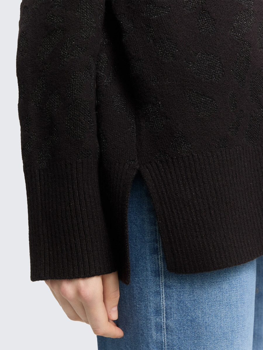 oversize-strickjacke mit glitzereffekt