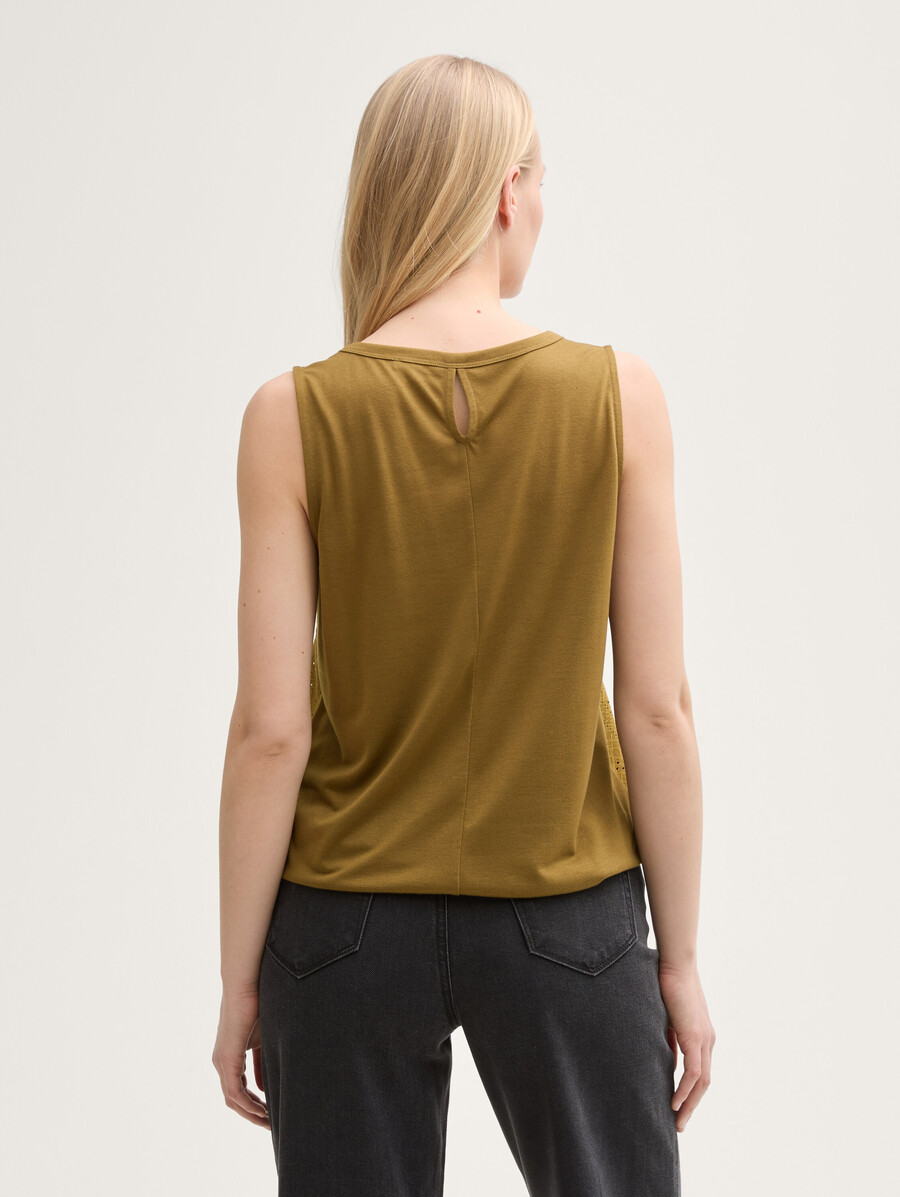 ajour top aus einem materialmix
