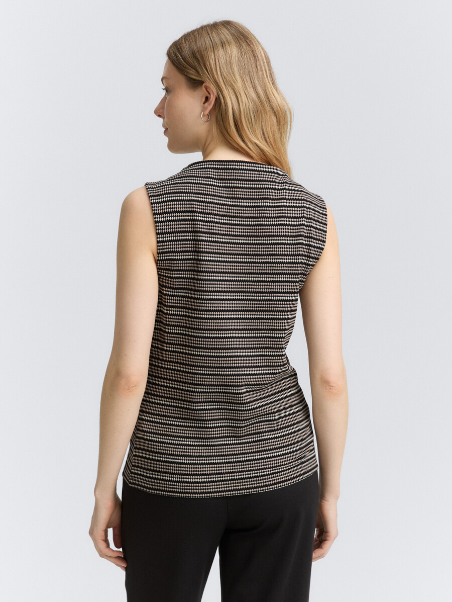 jacquard-top mit stehkragen