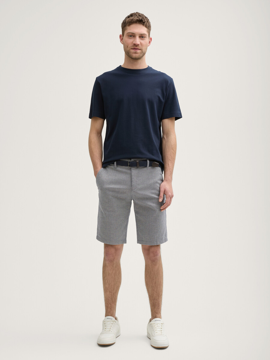 stretch-slim-chino-shorts mit gürtel