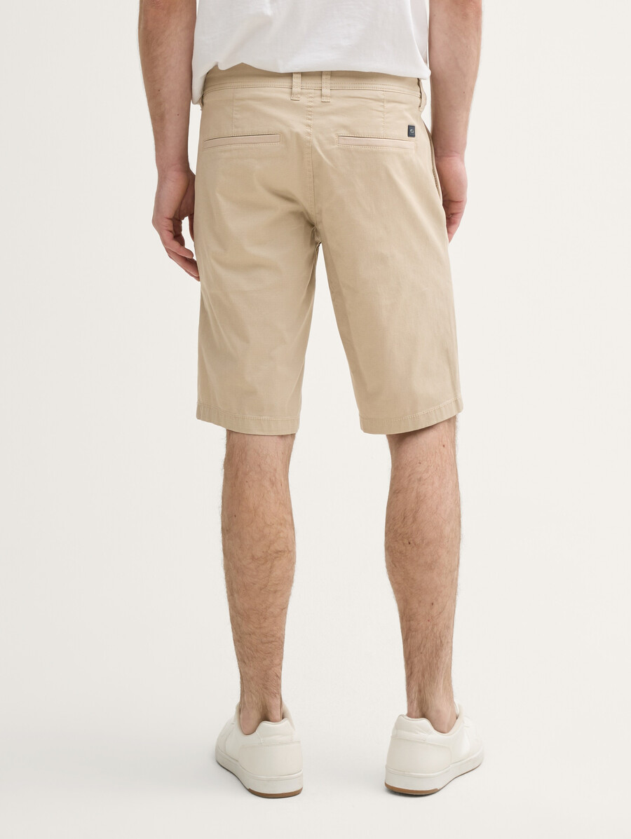 schmale chino-shorts