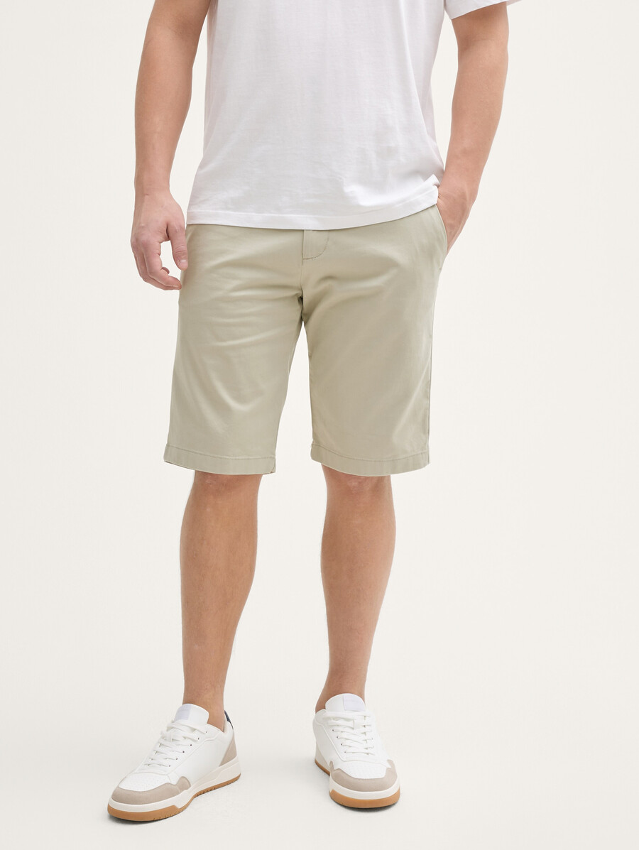 chino-shorts in normaler passform