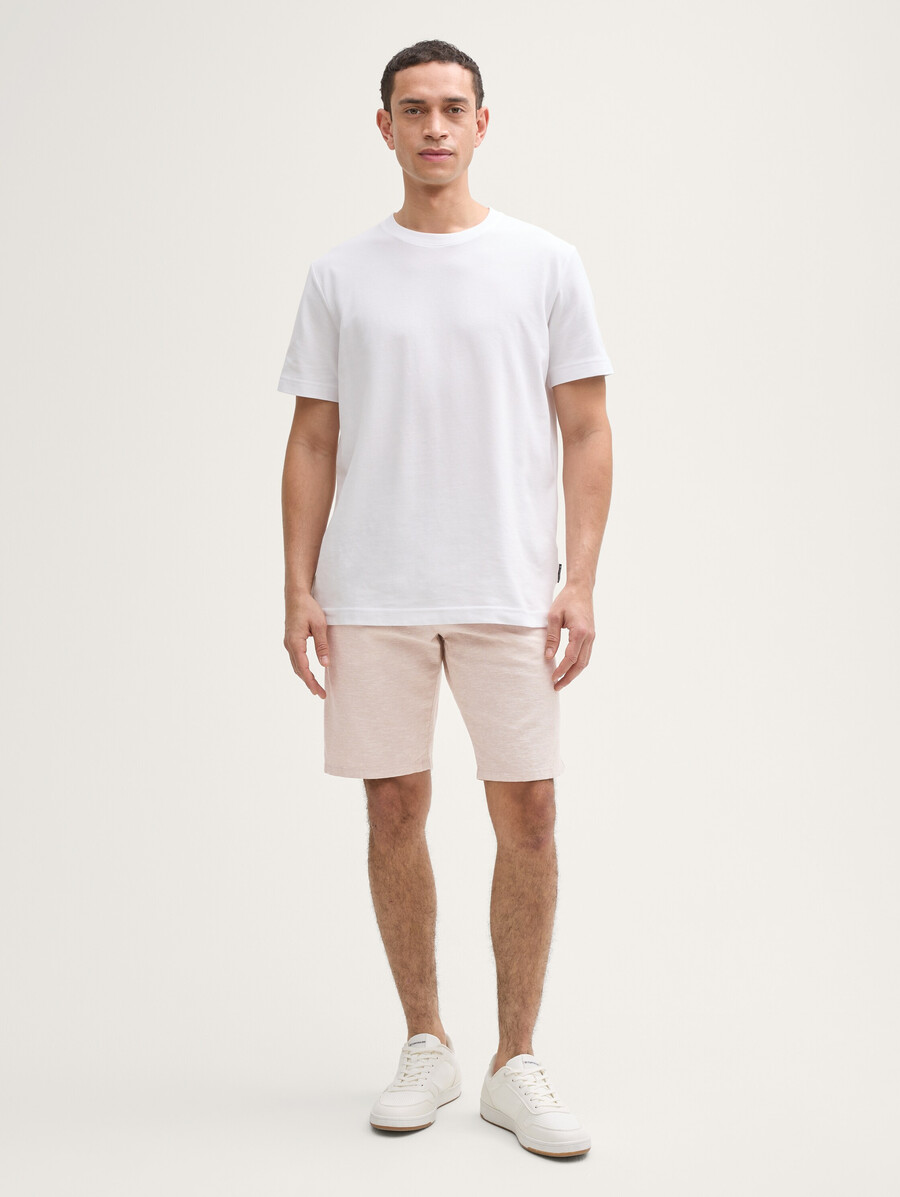 schmale chino-shorts mit leinenanteil