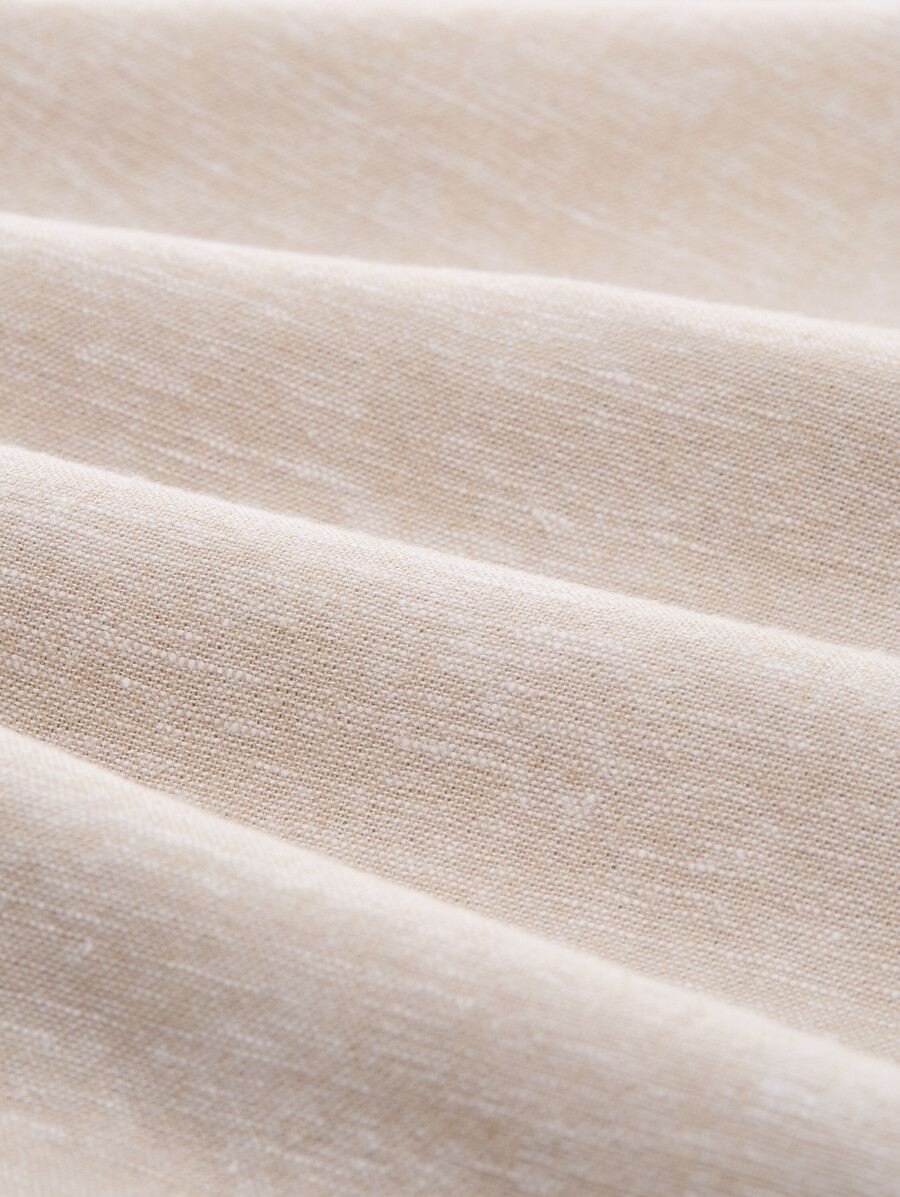 schmale chino-shorts mit leinenanteil