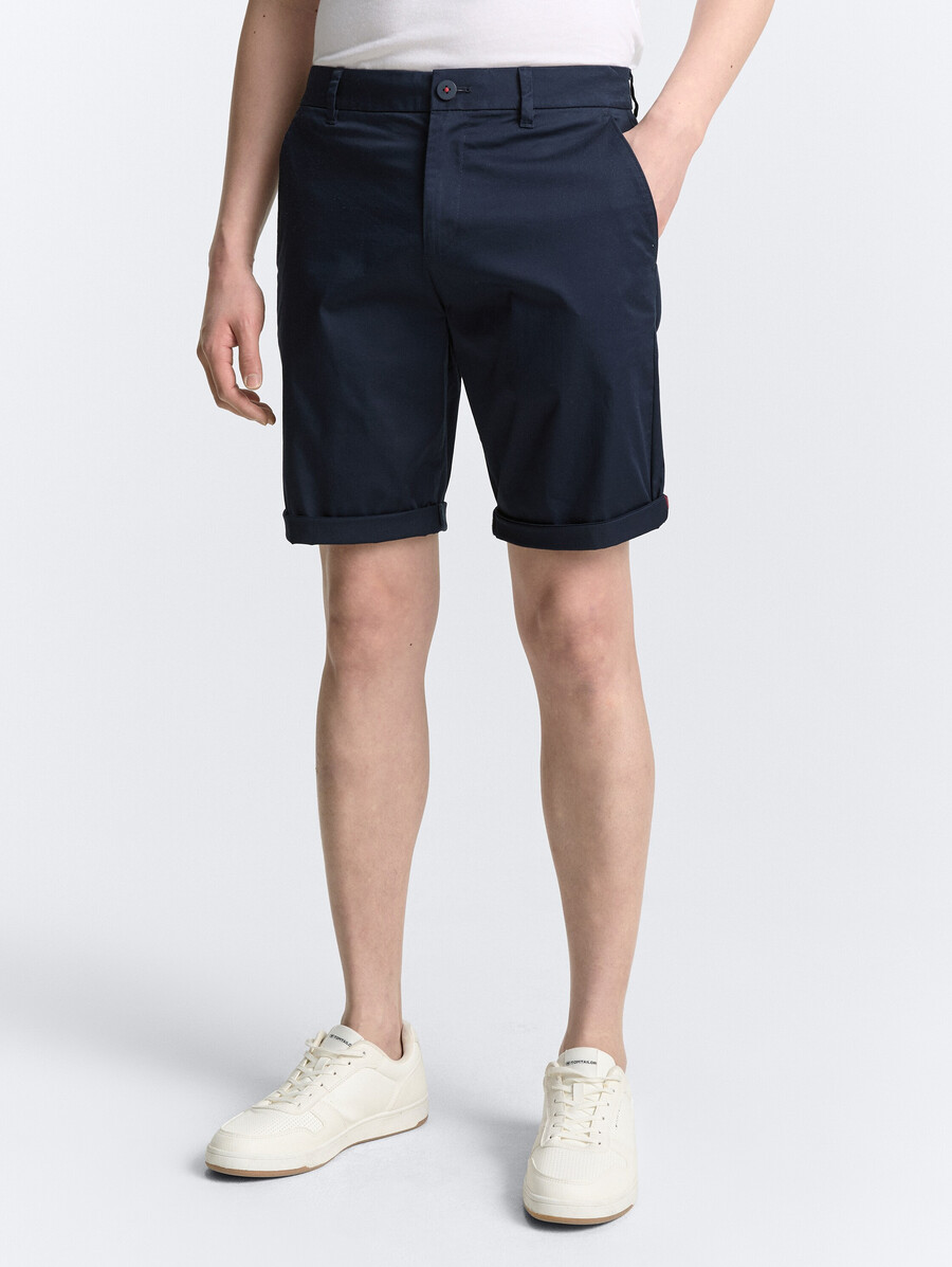 leichte chino-shorts in regulärer größe