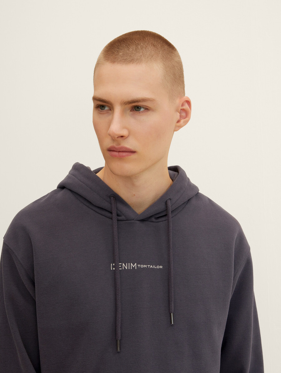 hoodie aus bio-baumwolle