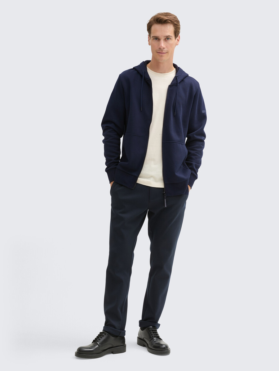 basic hoodie-sweatshirt-jacke