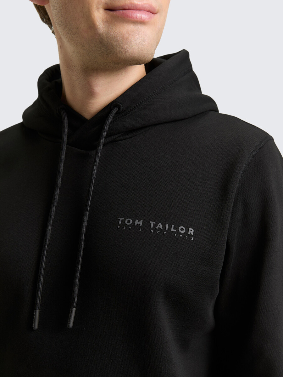 hoodie-sweatshirt
