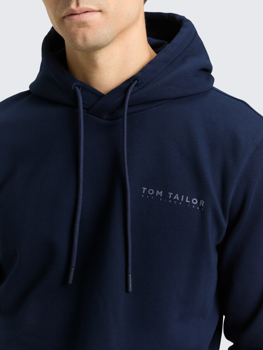 hoodie-sweatshirt