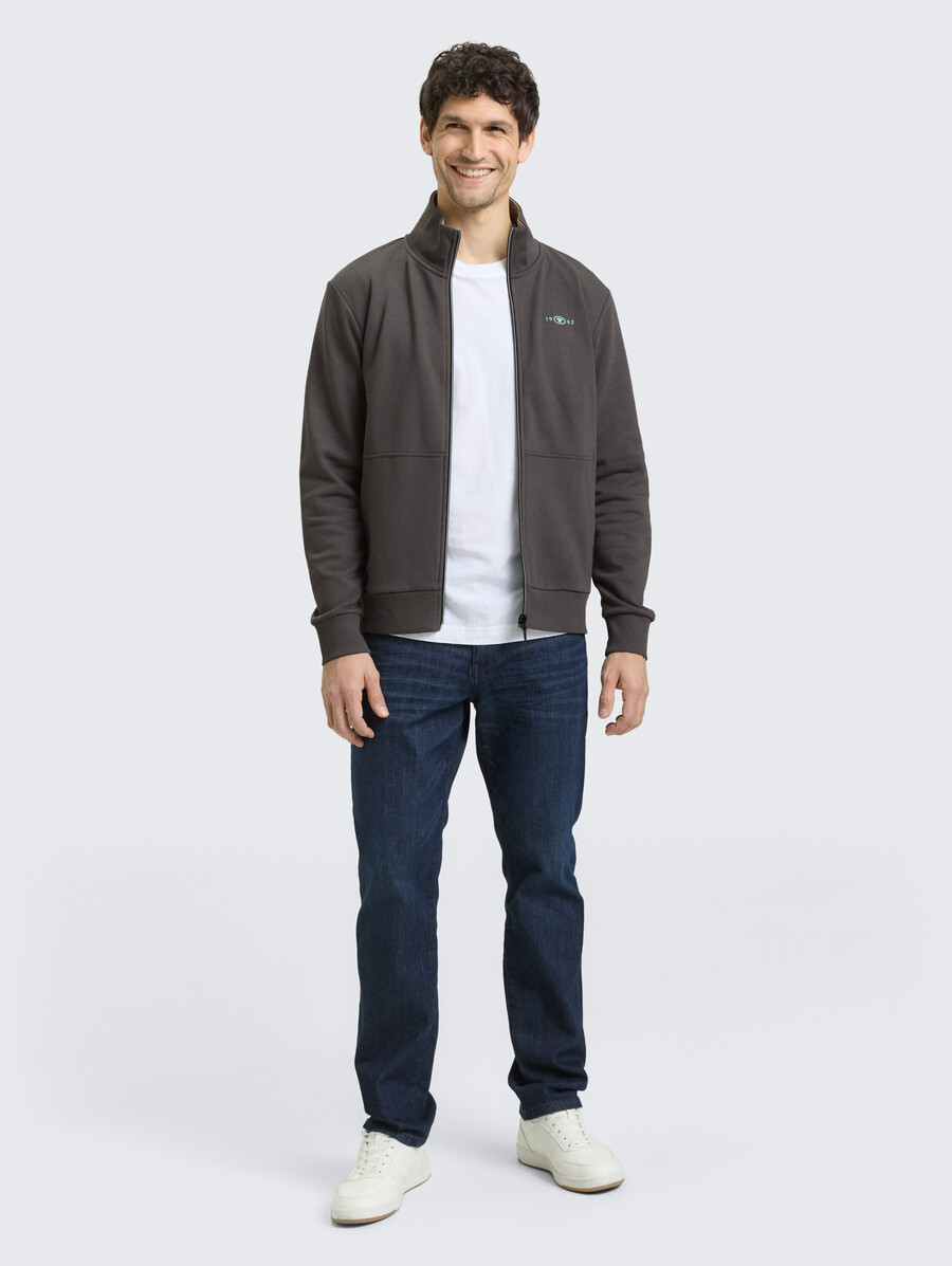sweatjacke mit stehkragen