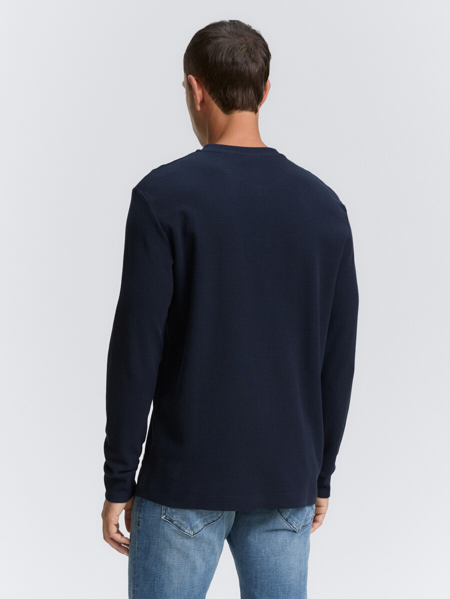 geripptes henley-langarmhemd mit brusttasche