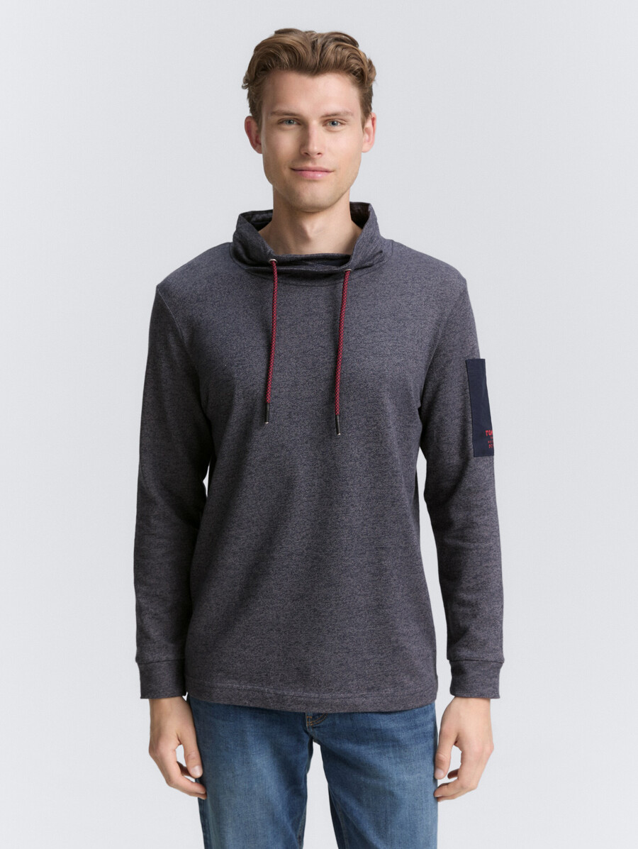 langarmshirt aus baumwolle mit schlauchschal