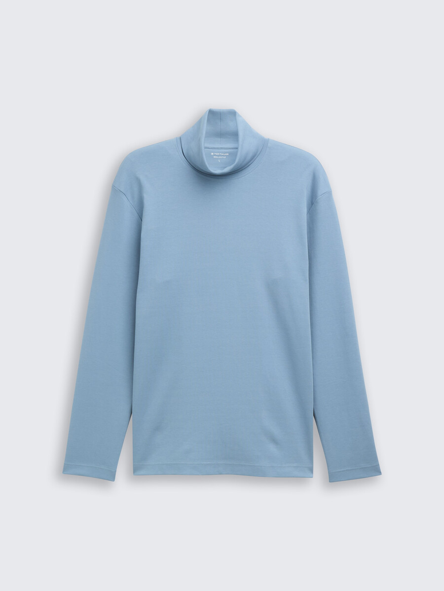 einfaches rollkragenhemd