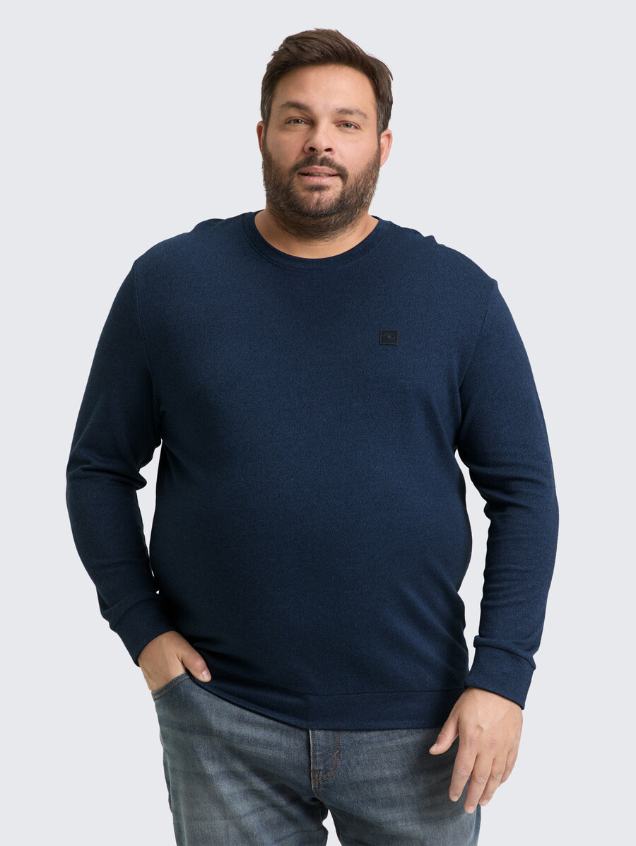plus size – langärmeliges hemd mit logo-aufnäher