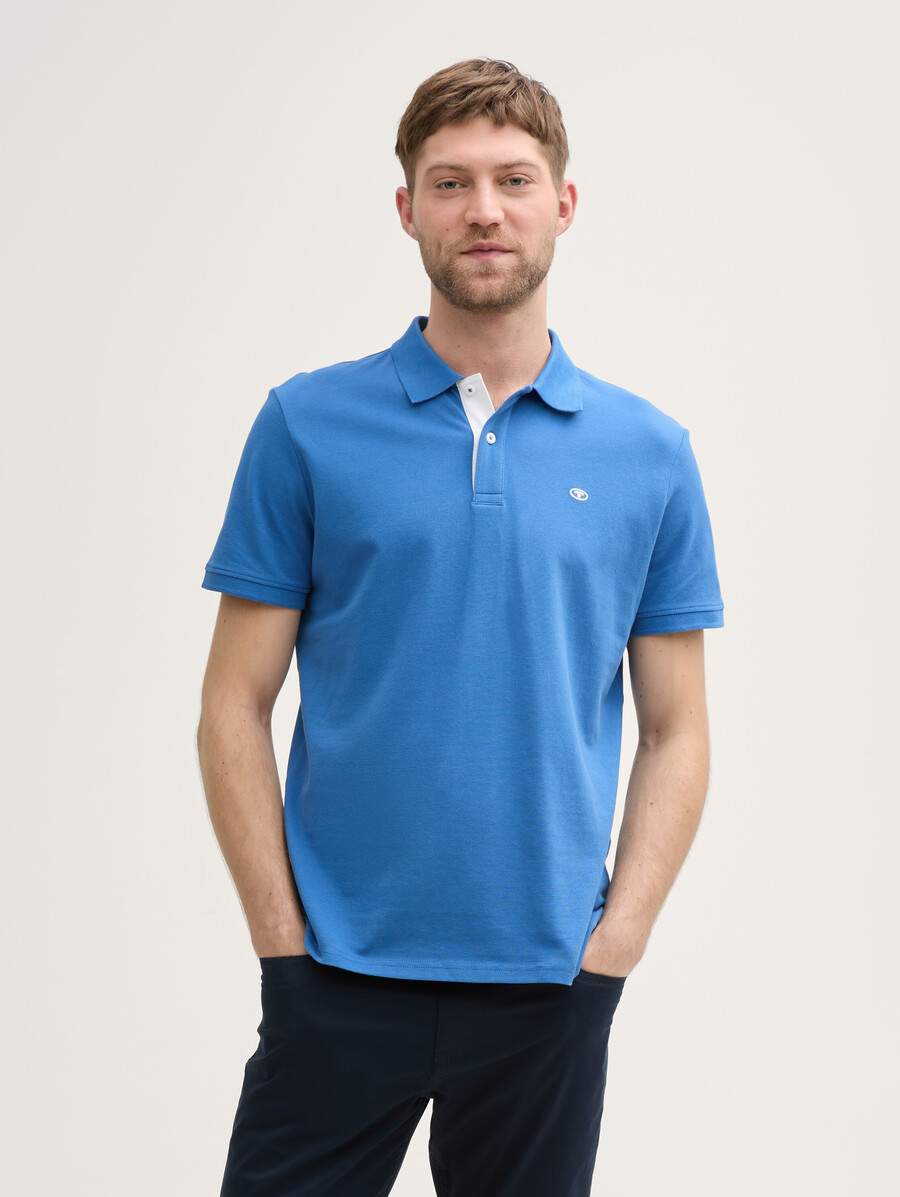 piqué-poloshirt mit gesticktem logo