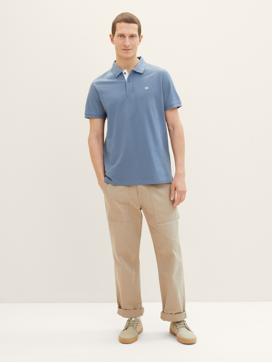 piqué-poloshirt mit gesticktem logo