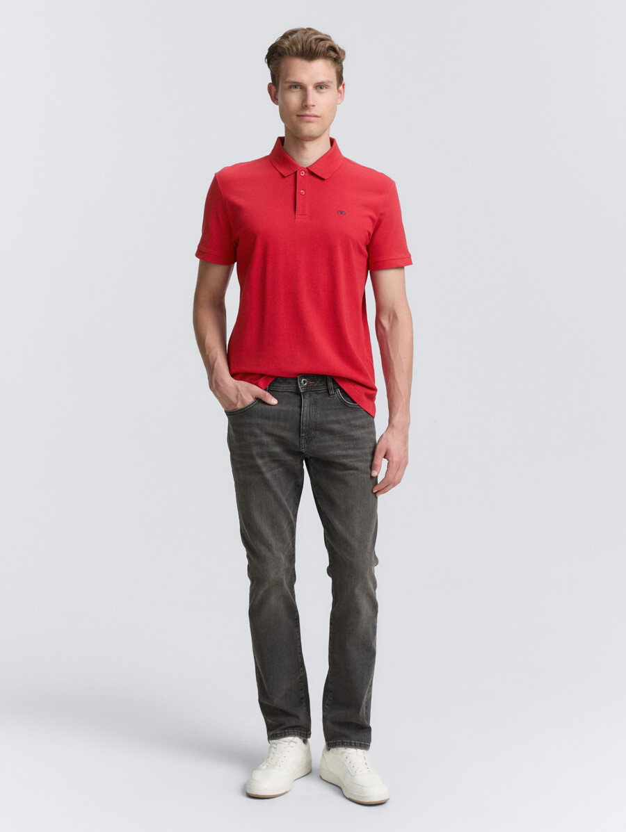 piqué-poloshirt mit gesticktem logo