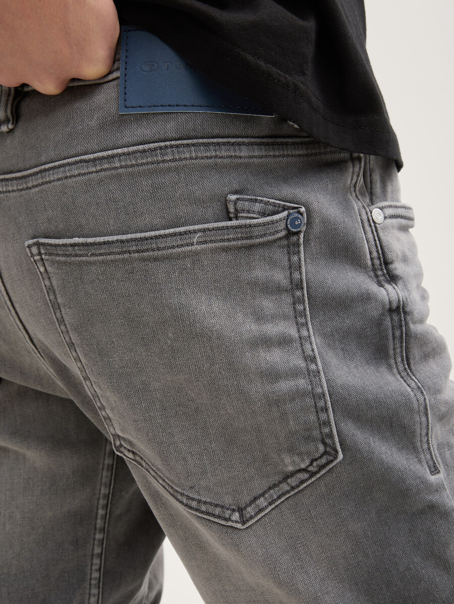 ttjosh regular slim jeansshorts mit superstretch