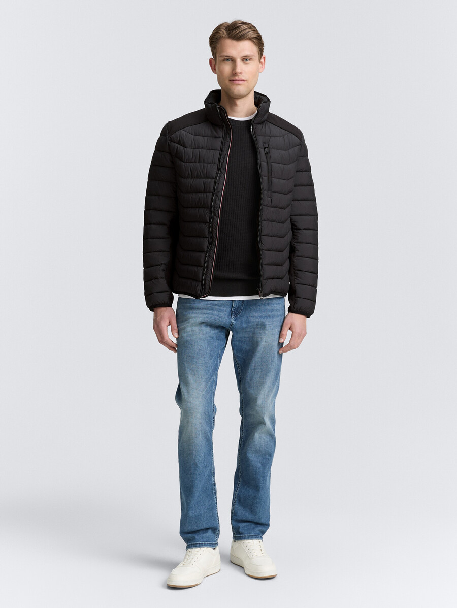 leichte hybrid-steppjacke