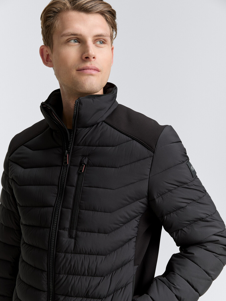 leichte hybrid-steppjacke