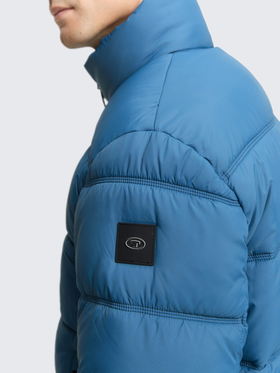 steppjacke aus wasserabweisendem material