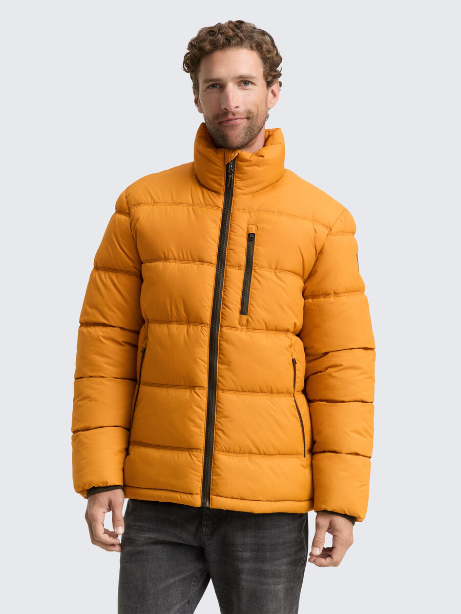 steppjacke aus wasserabweisendem material