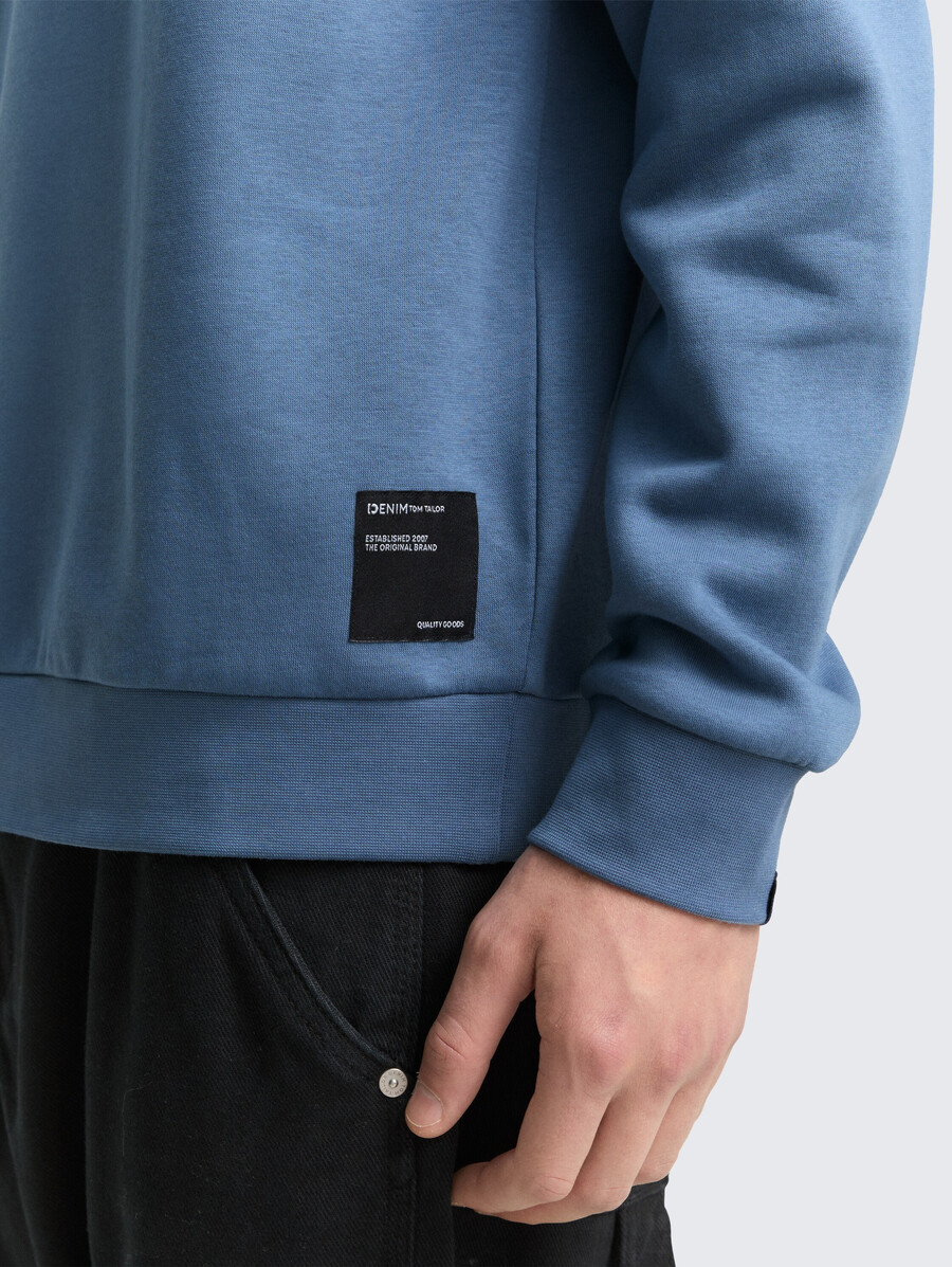 sweatshirt mit logo-aufnäher