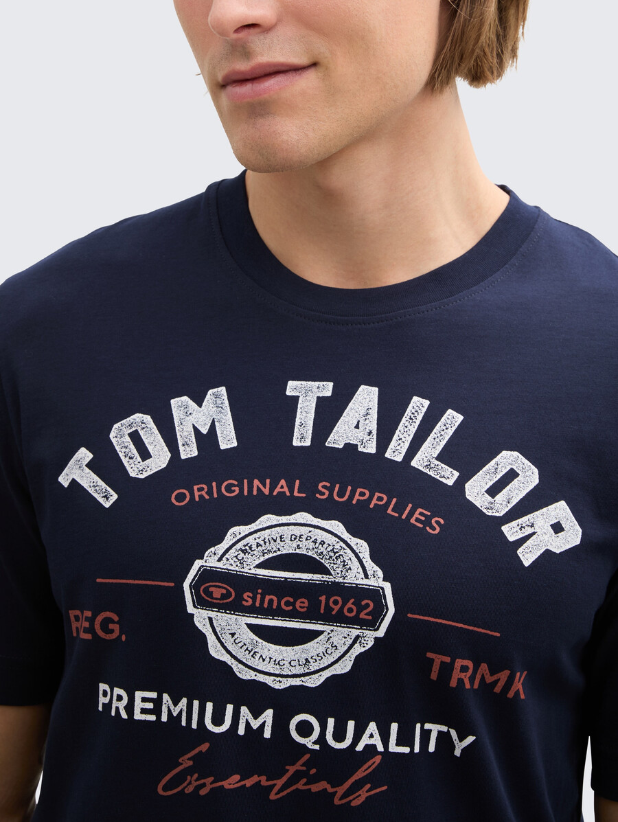 t-shirt mit logodruck