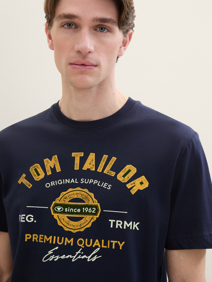t-shirt mit logodruck