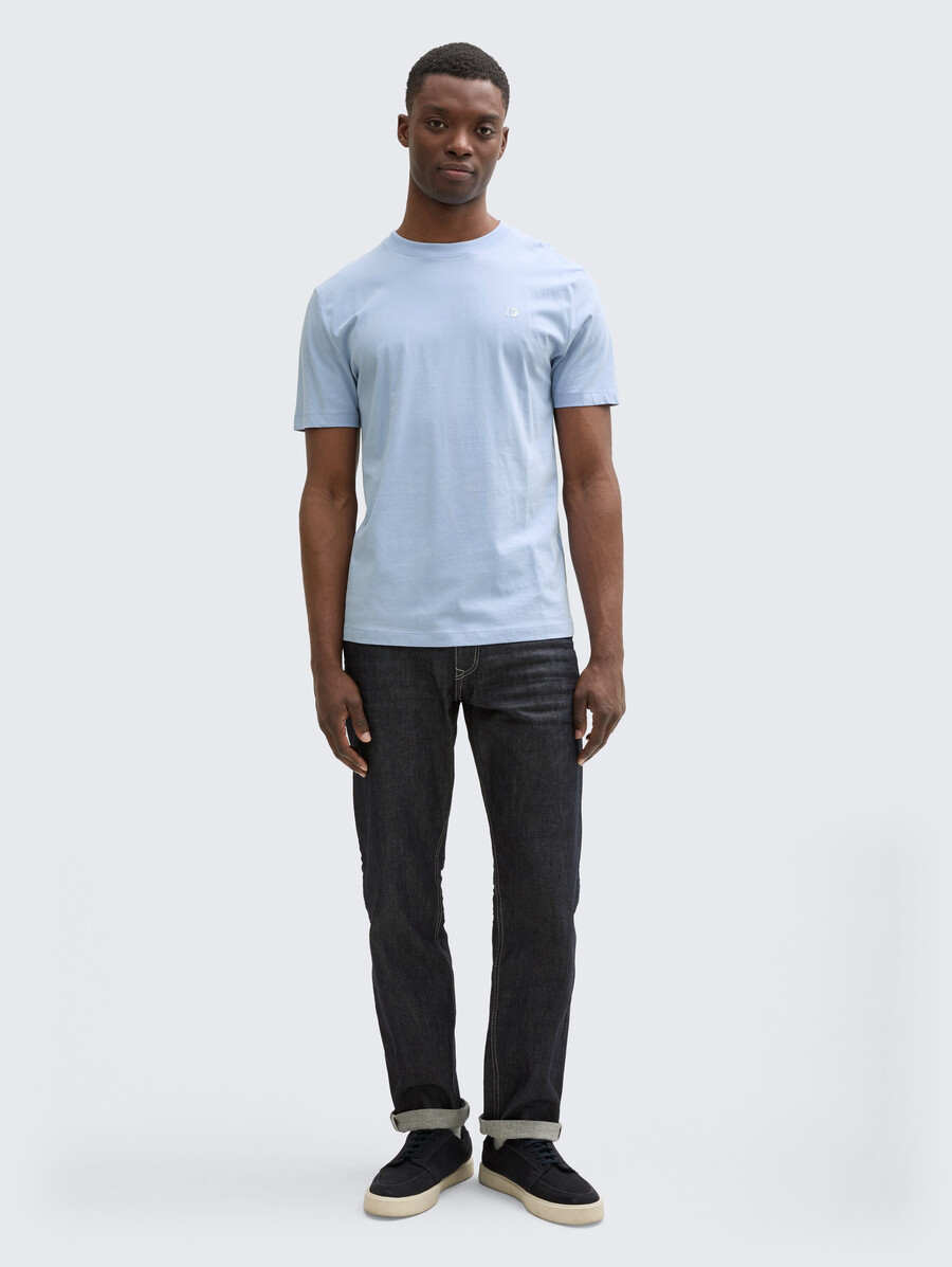 einfaches t-shirt