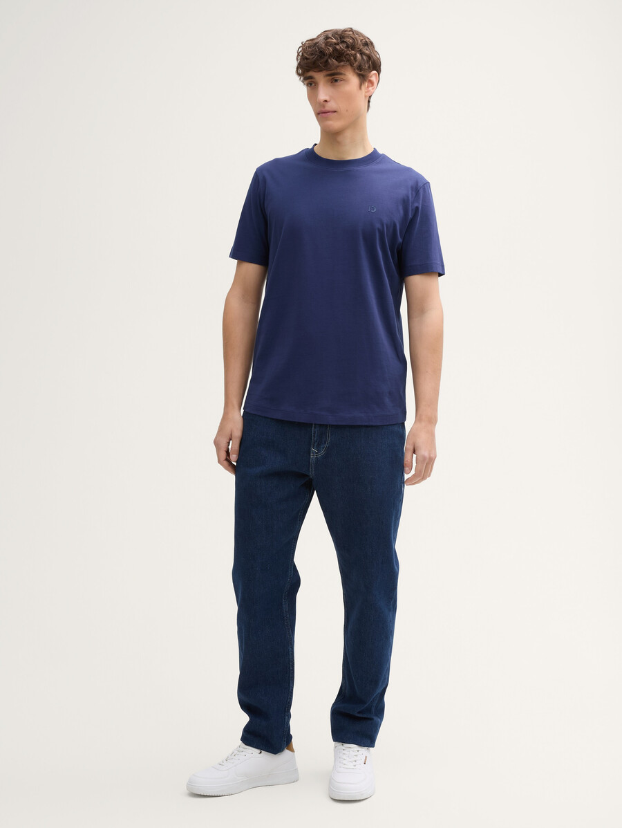 einfaches t-shirt