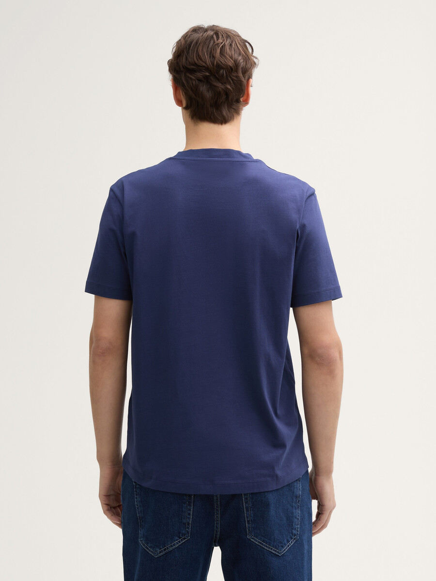 einfaches t-shirt