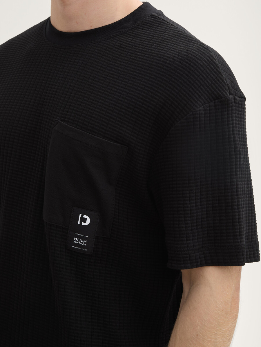 lässiges t-shirt mit brusttasche