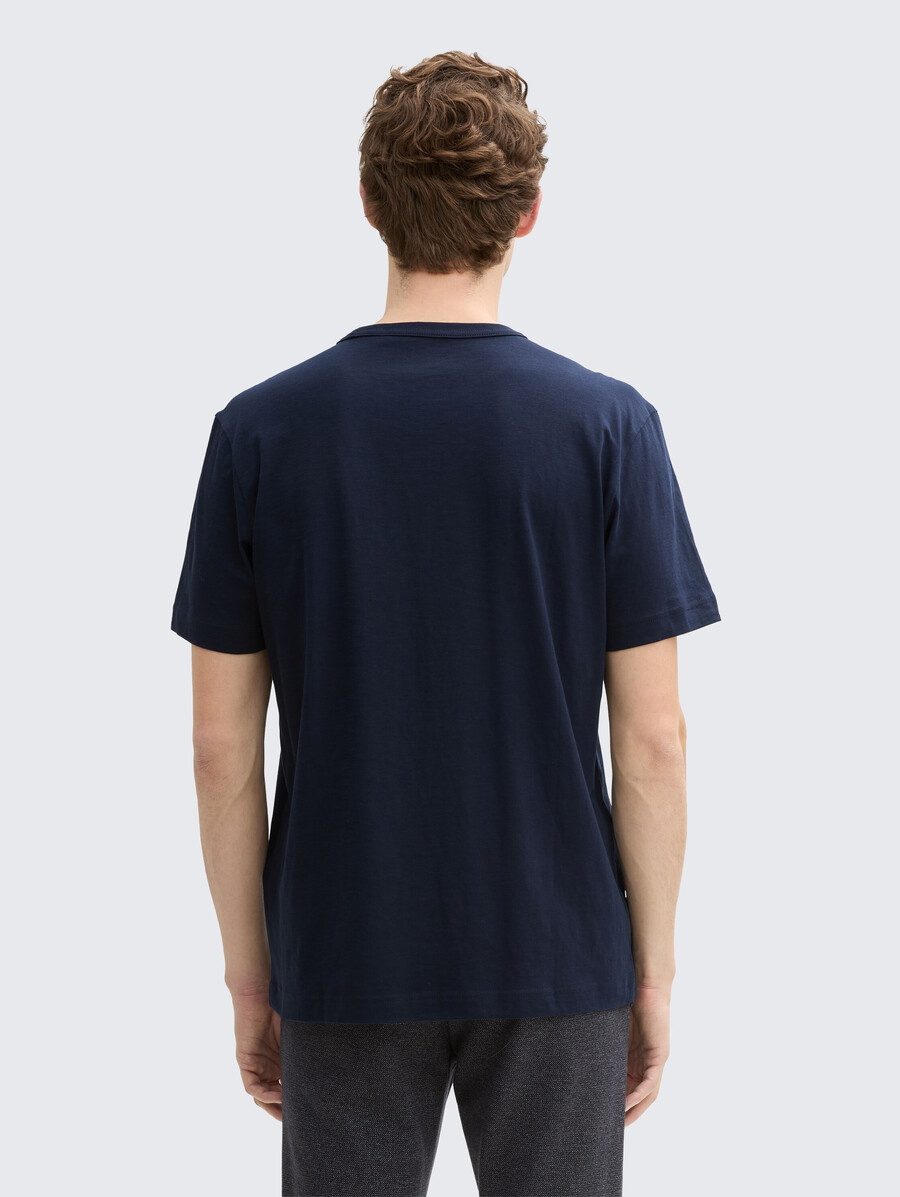 einfaches baumwoll-t-shirt
