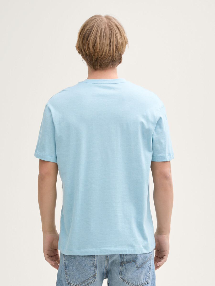 lässiges t-shirt mit brusttasche