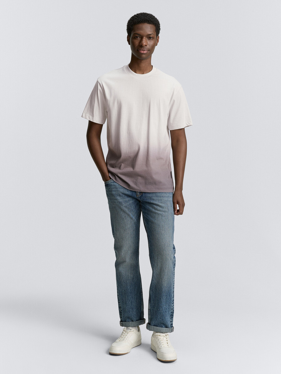 lässiges t-shirt mit farbverlauf