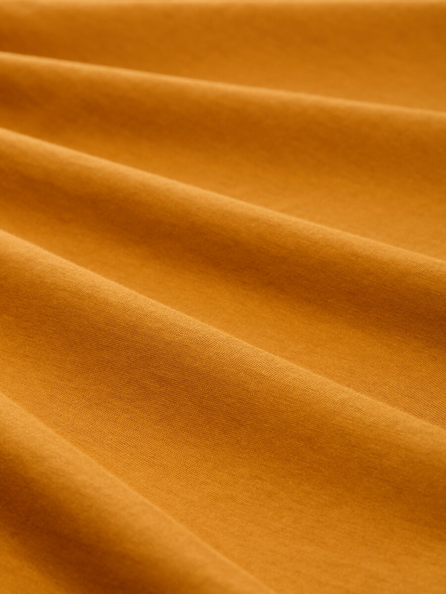 t-shirt mit logodruck