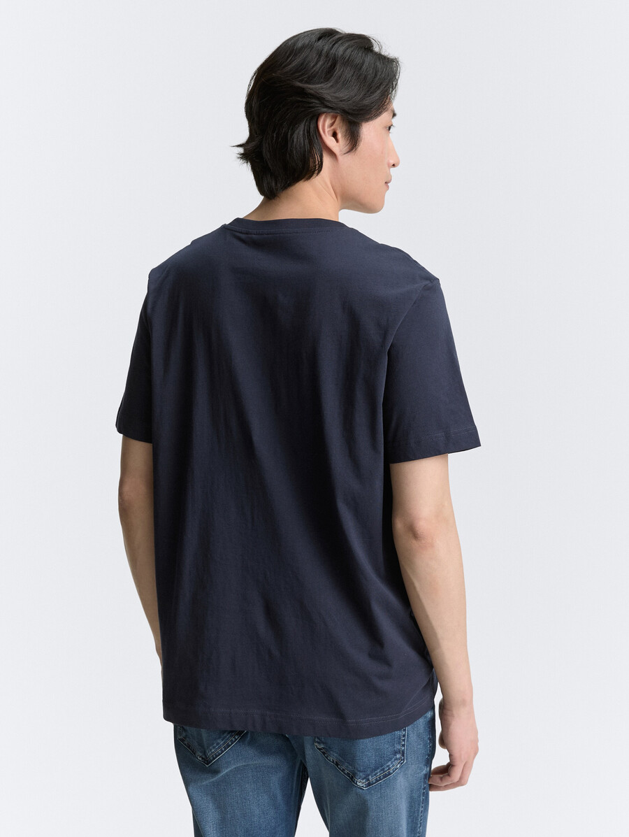 t-shirt mit aufdruck