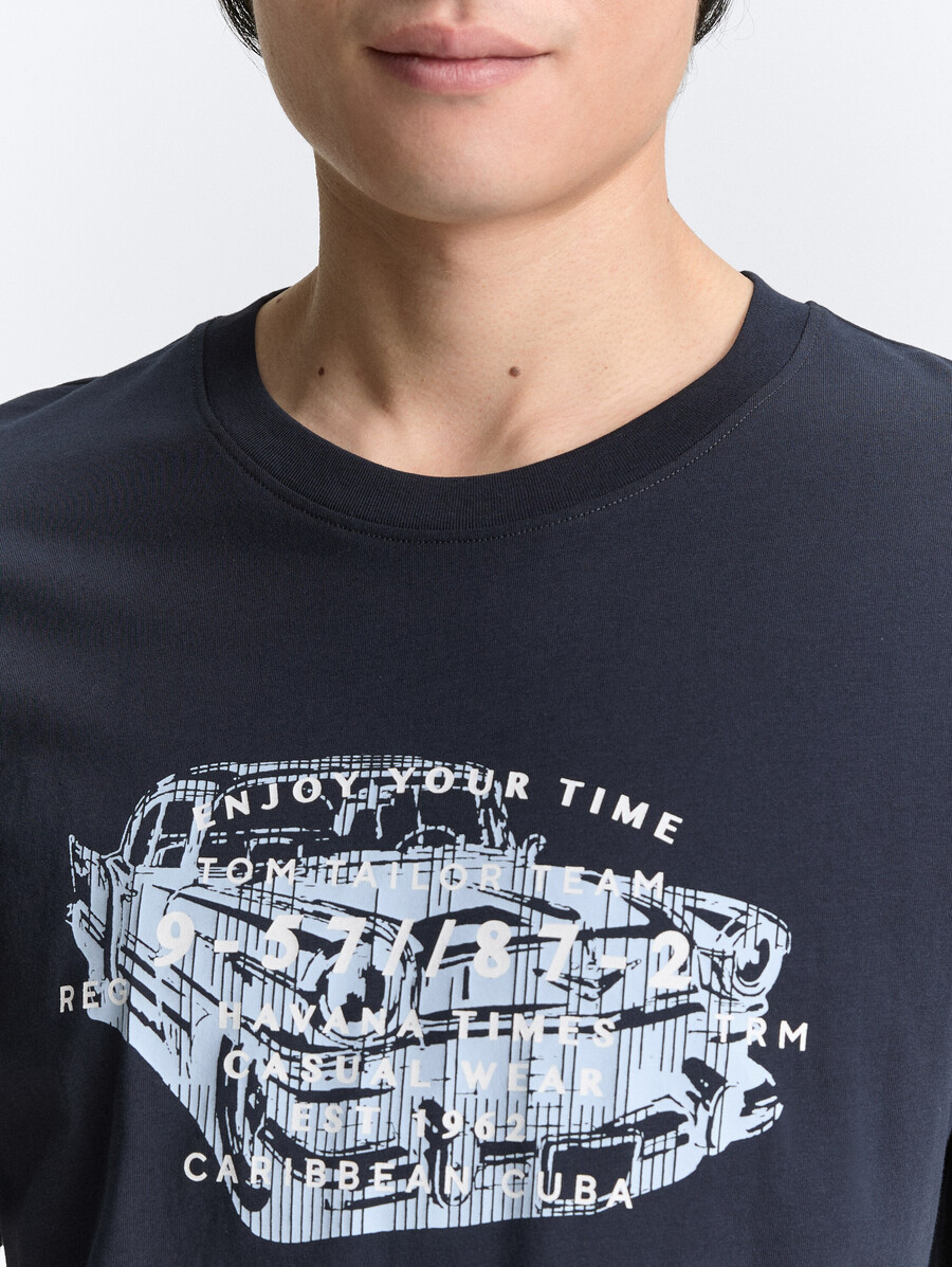 t-shirt mit aufdruck