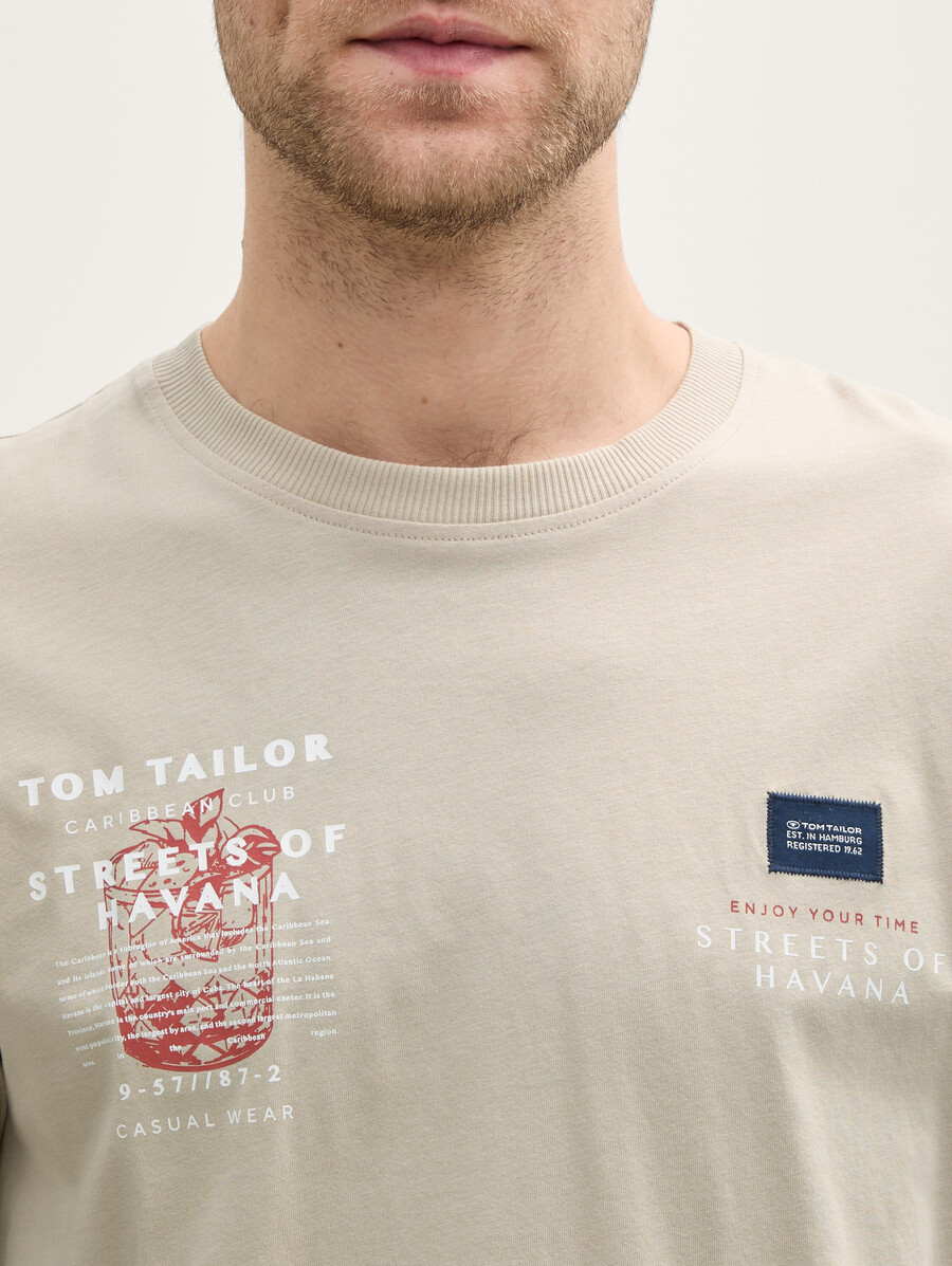 t-shirt mit aufdruck