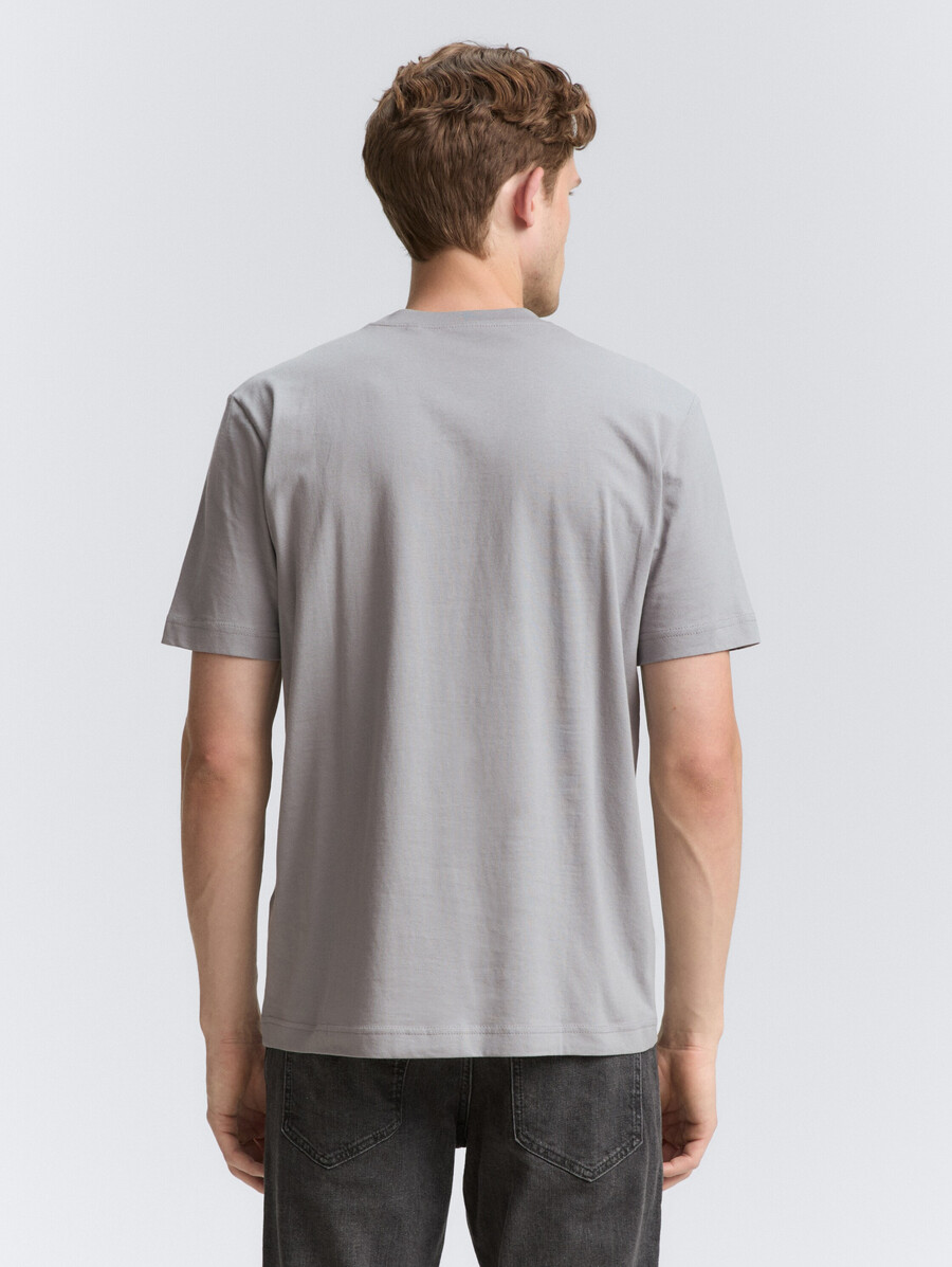 t-shirt mit logodruck