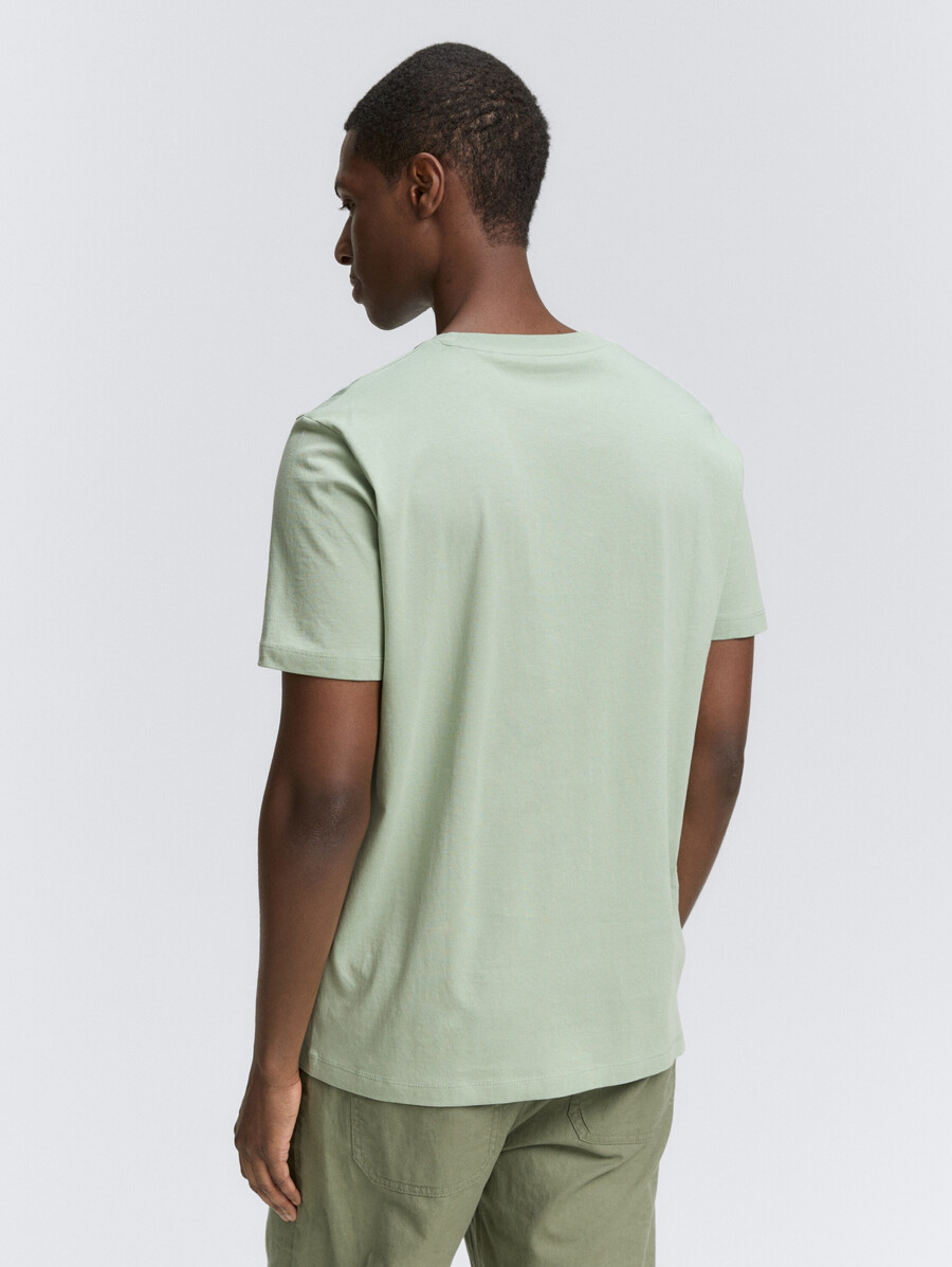 einfaches t-shirt mit logodruck