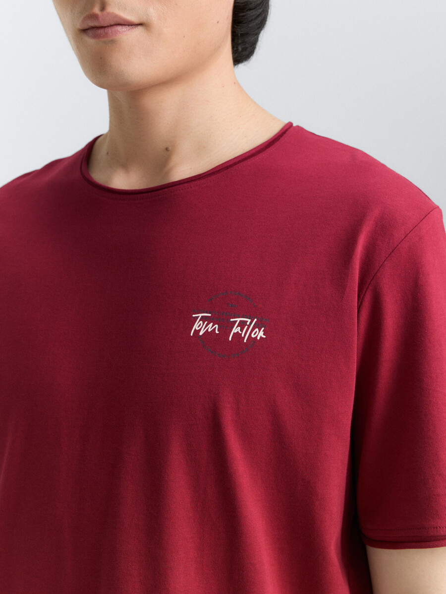 t-shirt mit aufdruck