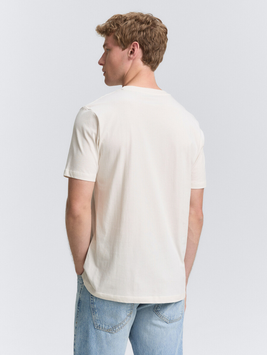 t-shirt mit aufdruck