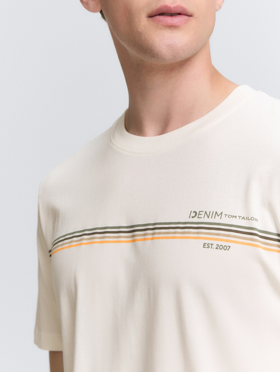 t-shirt mit aufdruck