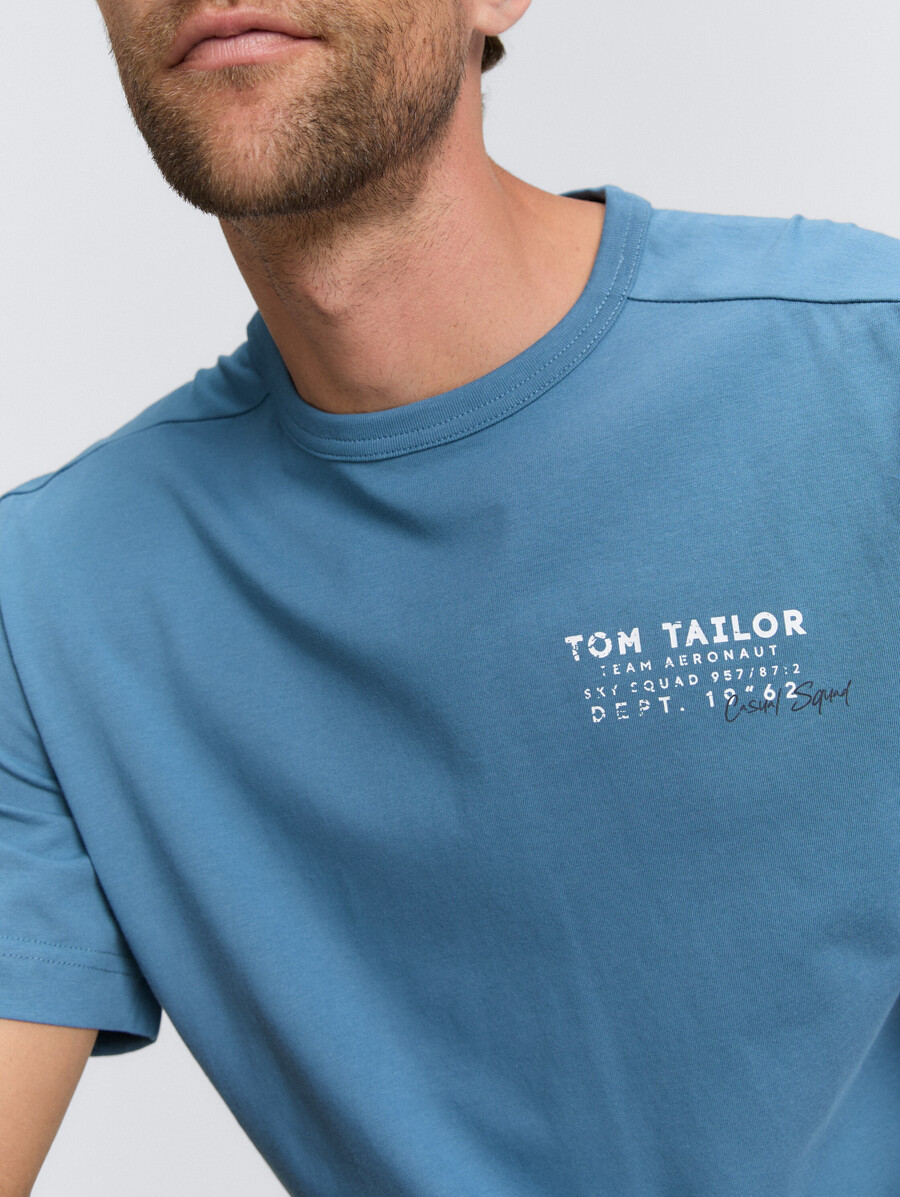 t-shirt mit aufdruck