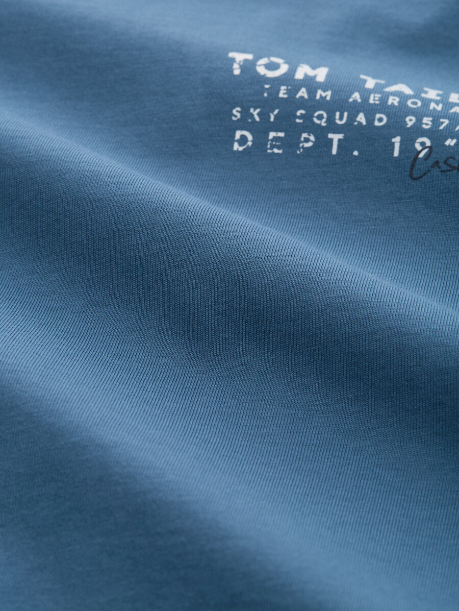 t-shirt mit aufdruck